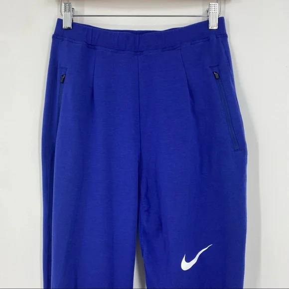 Nike better world sweatpants hotsell